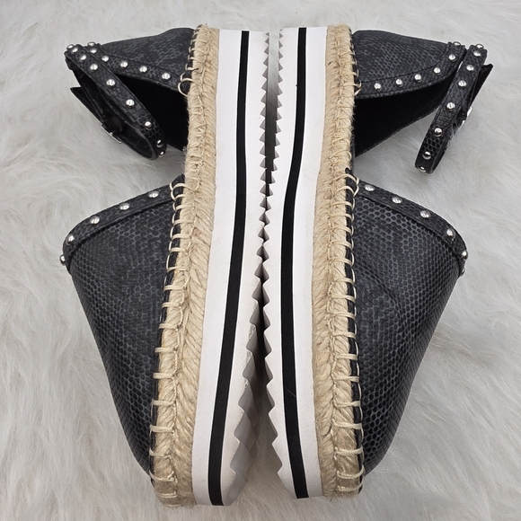 Jennifer Lopez Black Snakeskin Studed Espadrilles Size 7.5 - Picture 5 of 12